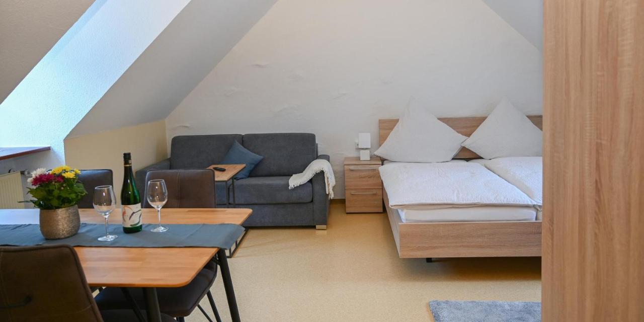 Ferienappartements Intour Ockfen Exteriör bild