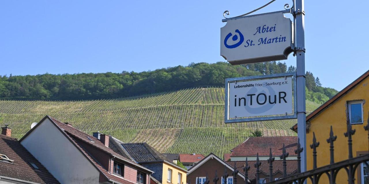 Ferienappartements Intour Ockfen Exteriör bild
