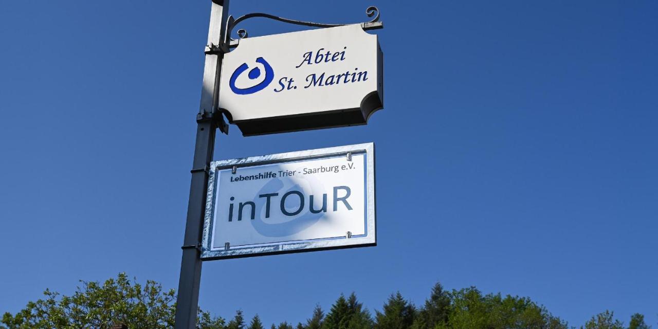 Ferienappartements Intour Ockfen Exteriör bild